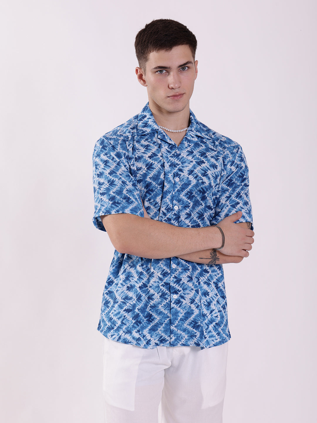 Unisex Blue & White Wrinkled Tie Dye Aloha Shirt