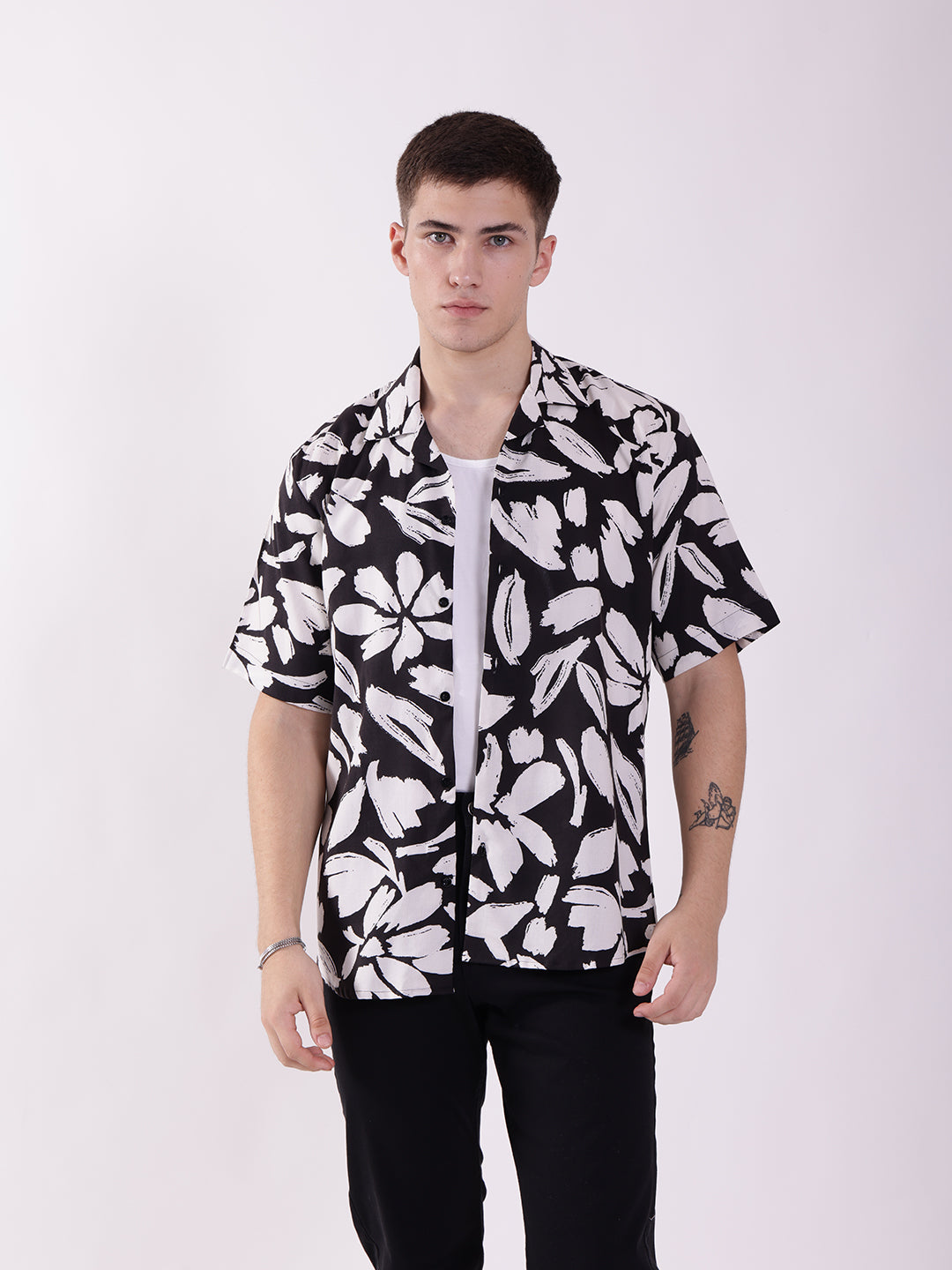 Unisex Black & White Abstract Floral Art Aloha Shirt