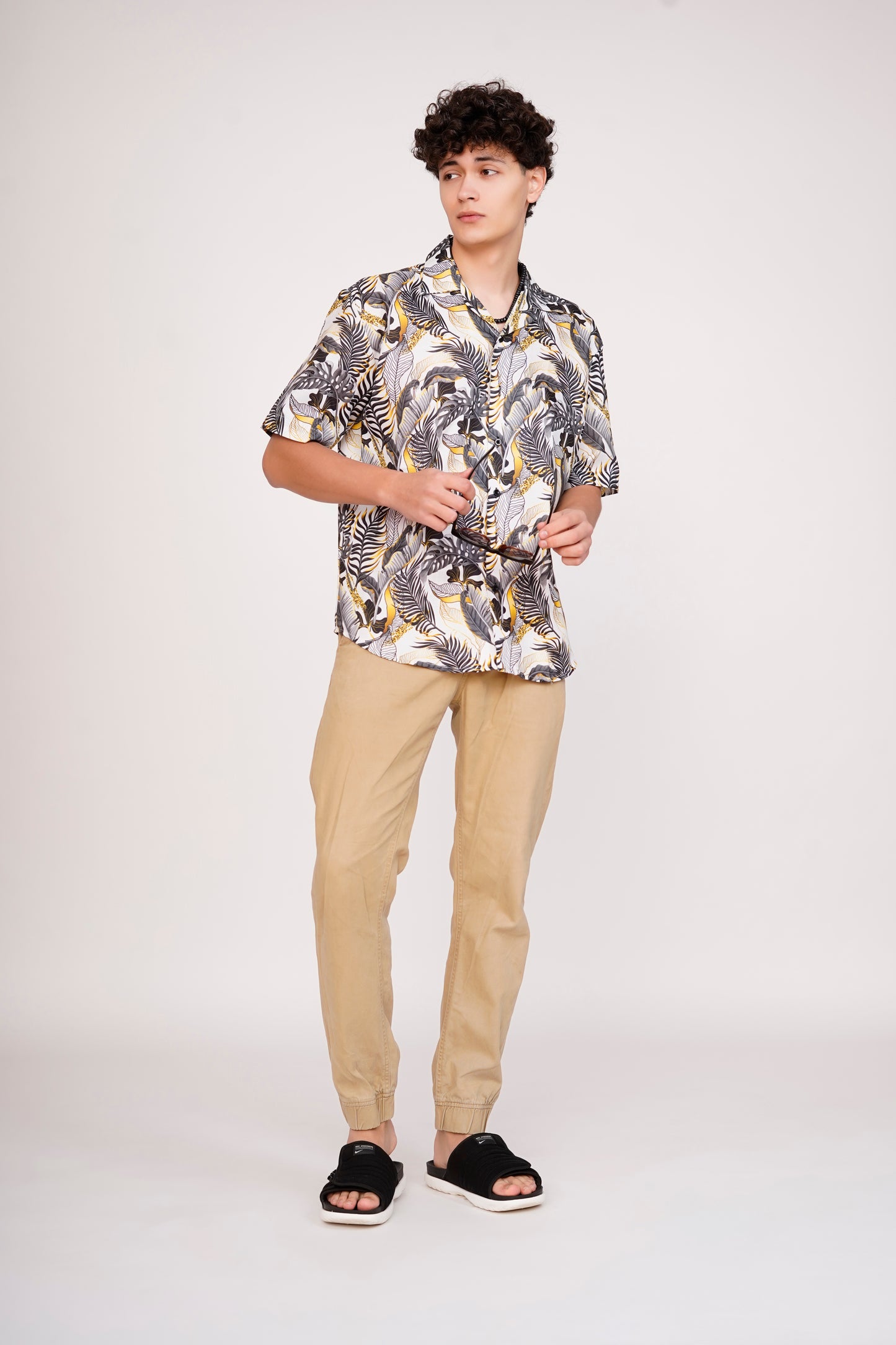 Unisex White & Black Exotic Summer Beach Aloha Shirt